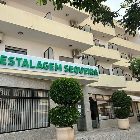 Estalagem Sequeira Bed & Breakfast Sao Bras de Alportel Exterior photo
