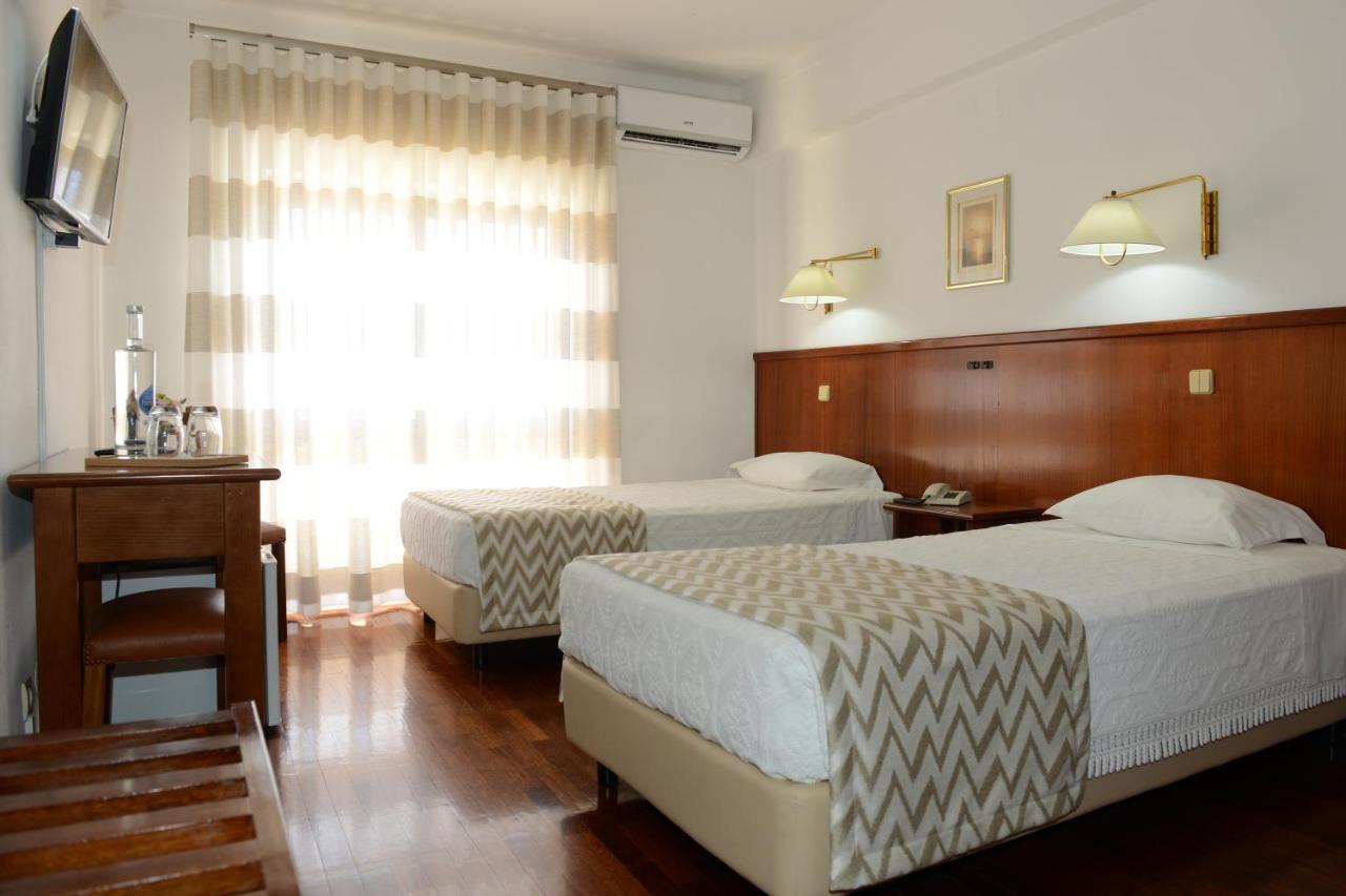 Estalagem Sequeira Bed & Breakfast Sao Bras de Alportel Exterior photo