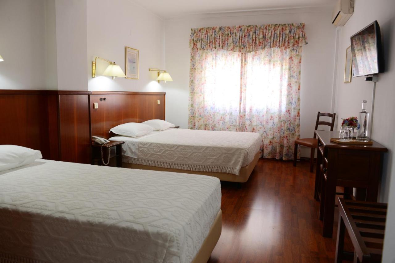 Estalagem Sequeira Bed & Breakfast Sao Bras de Alportel Exterior photo